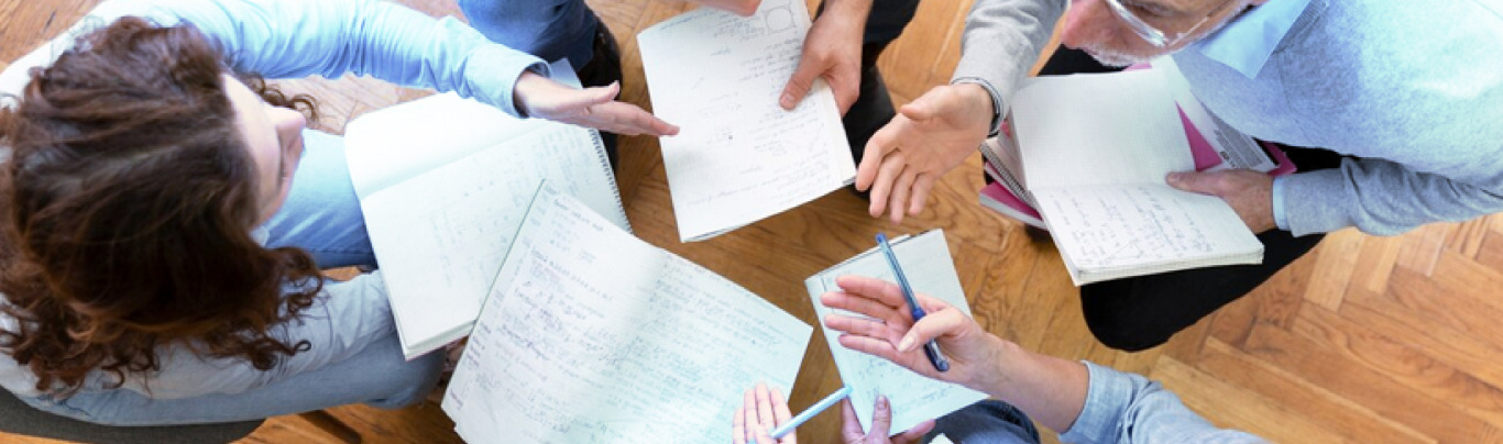 EDUCAÇÃO SUPERIOR E AÇÃO DOCENTE